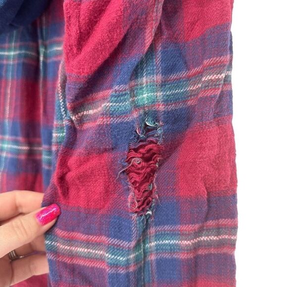 American Eagle Oversized Hooded Flannel Size S Red Blue Plaid Distressed Grunge - Picture 7 of 11